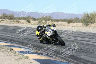 media/Dec-04-2025-Racers Edge (Thu) [[5ebc9f124d]]/2-A Group/1-Session 2 (Turn 7 Inside)/